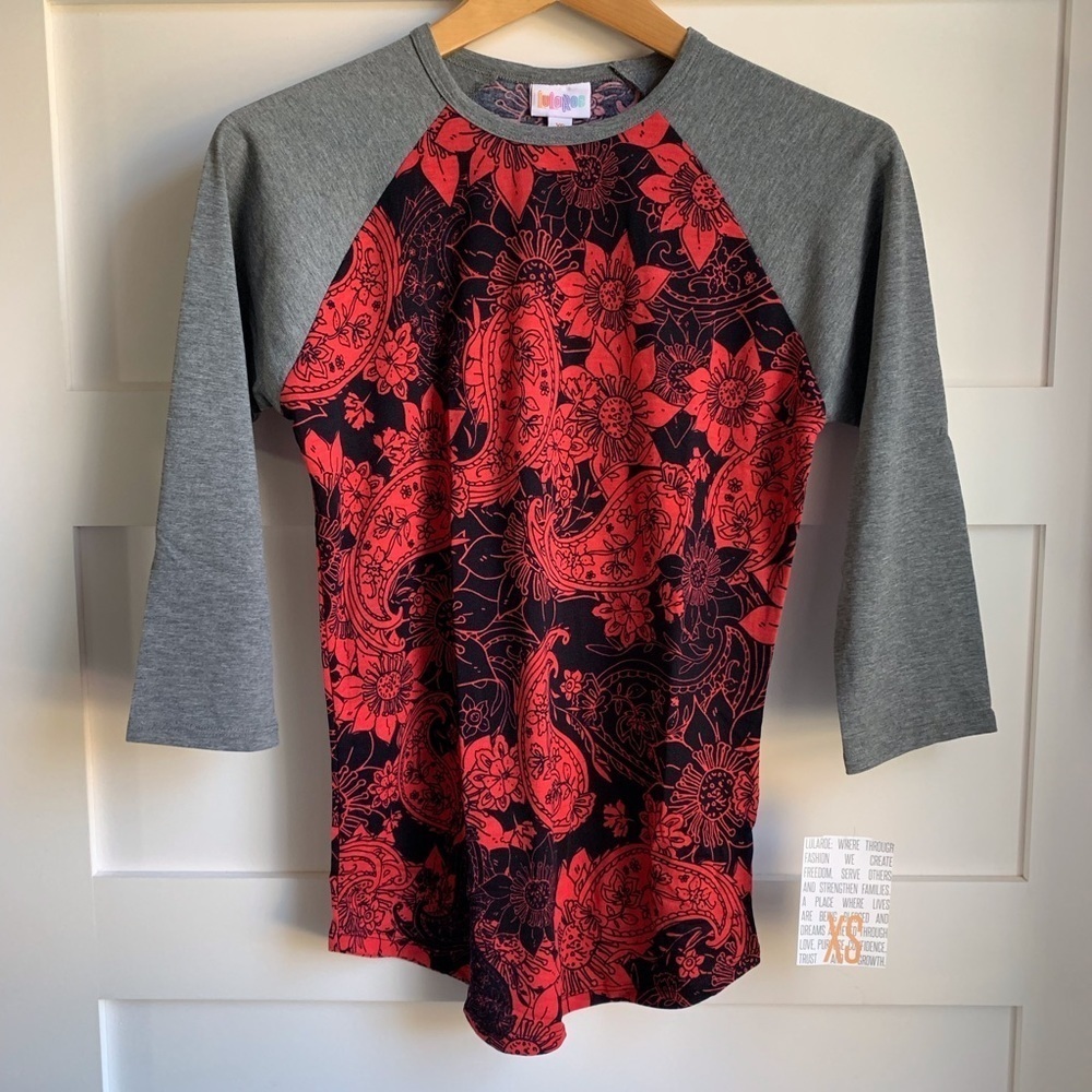 LULAROE | NWT Randy Gray w/ Black & Red Floral XS